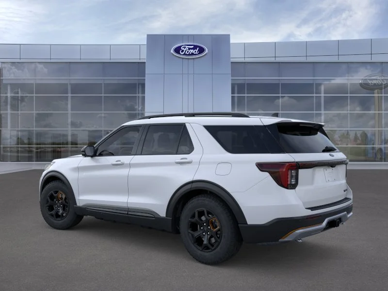 New 2026 Space White Metallic Ford Tremor® image 7