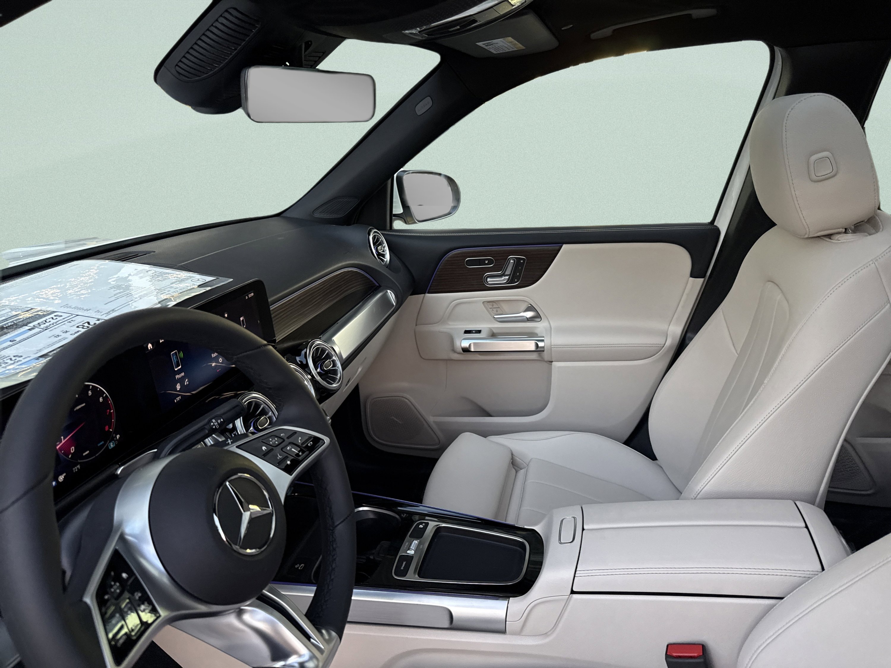 New 2026 Polar White Mercedes-Benz GLB 250 image 22