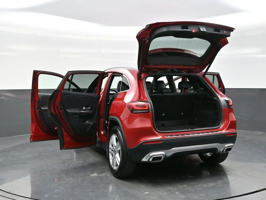 Used 2022  Mercedes-Benz GLA 250 image 29