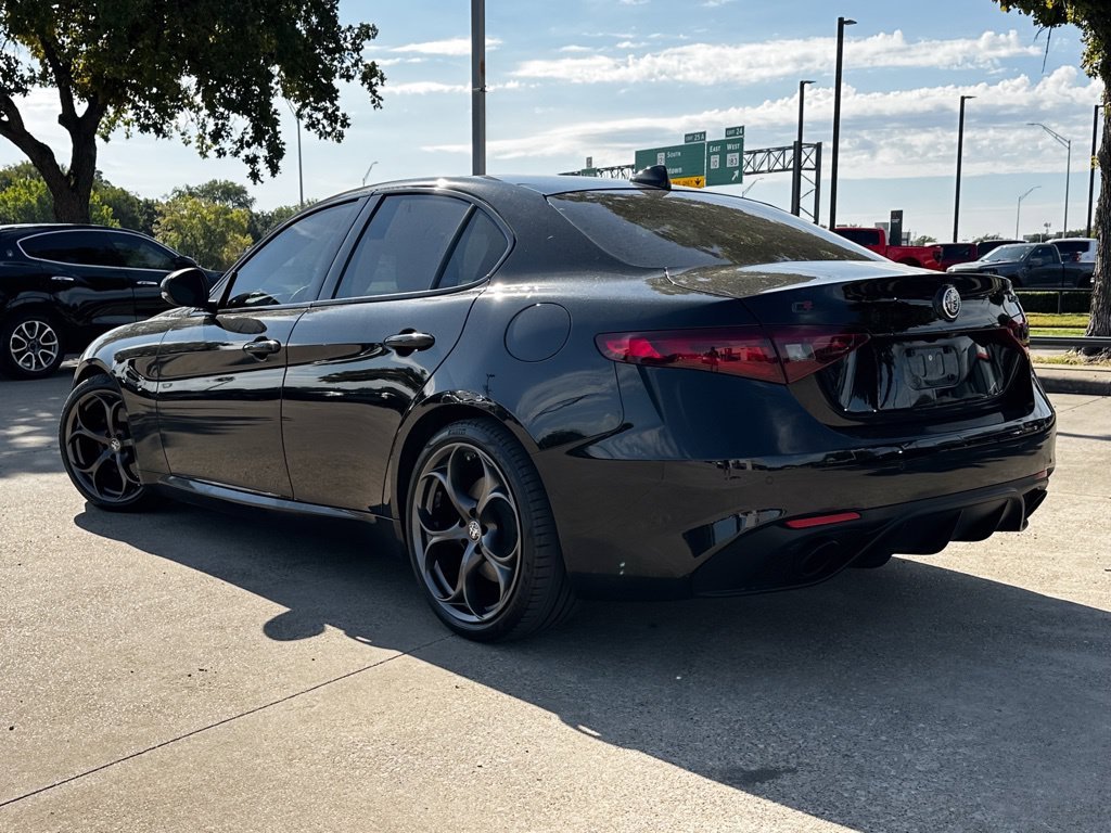 Used 2019 Black Alfa Romeo Ti Sport image 3