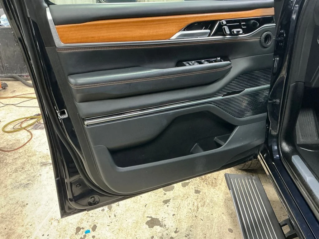Certified Used 2024 Black Jeep Series III image 15