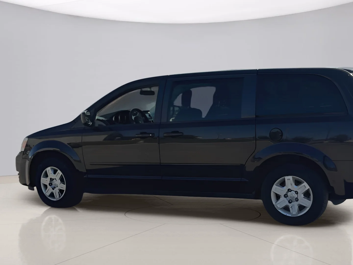 Used 2010 Maroon Dodge SE image 4