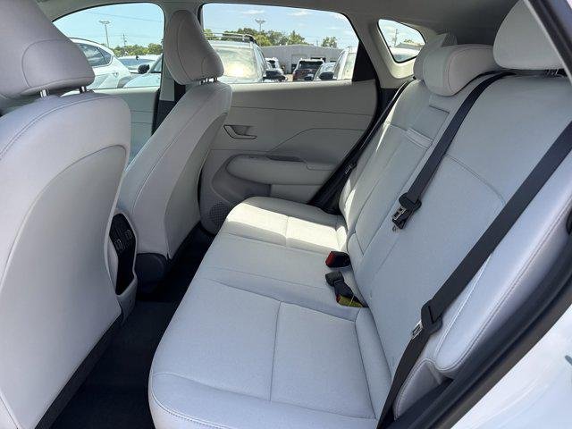 New 2026 Atlas White Hyundai SEL Sport FWD image 12