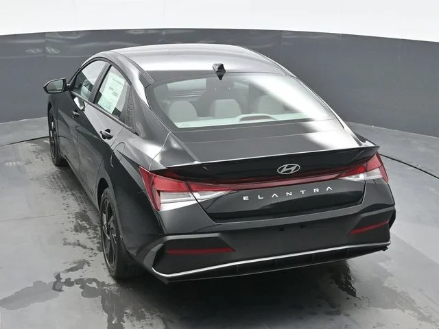 New 2026 Black Hyundai SEL Sport image 10