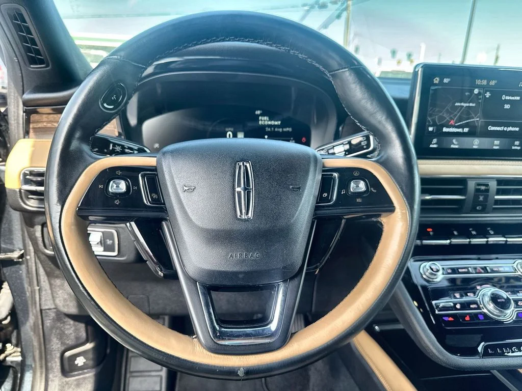 Used 2022 Blue Lincoln Reserve image 13