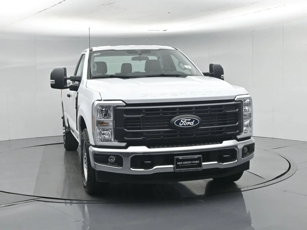 New 2027 Oxford White Ford XL image 21