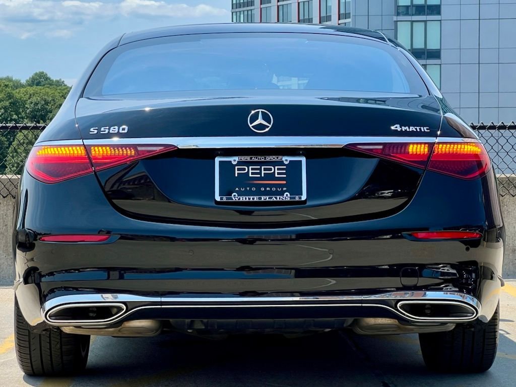 Certified Used 2023 Black Mercedes-Benz S 580 image 7