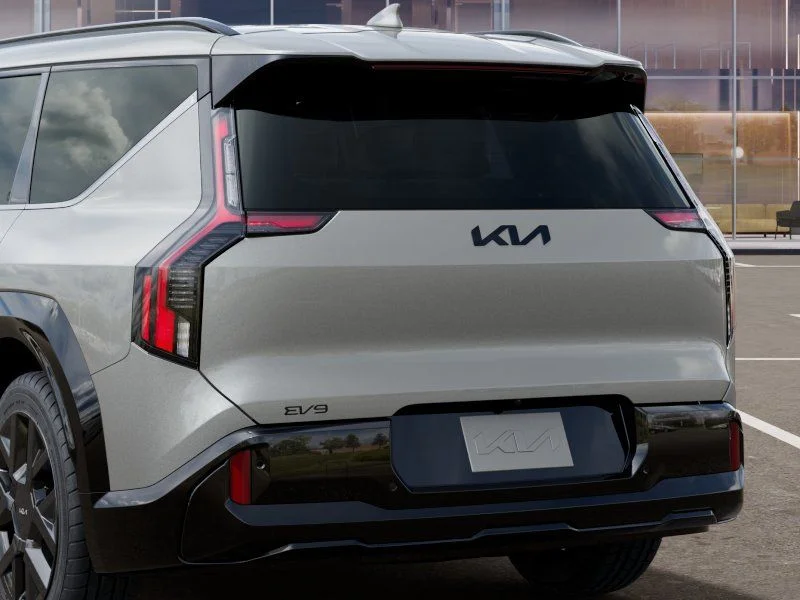 New 2026 Ivory Silver Kia Land image 13