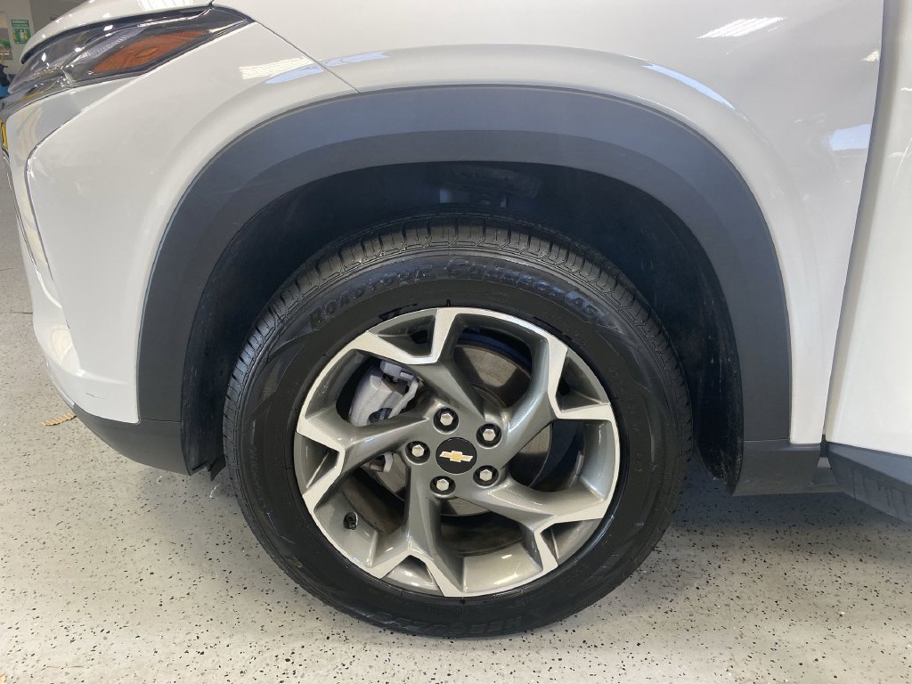 2025 Chevrolet Trax LT - Photo 41
