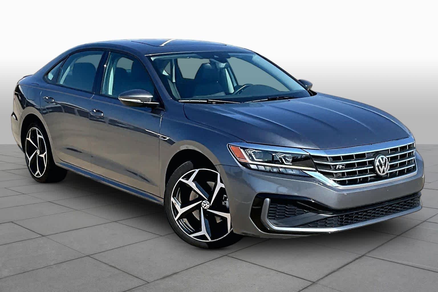 Used 2020 Platinum Gray Metallic Volkswagen 2.0T R-Line image 3