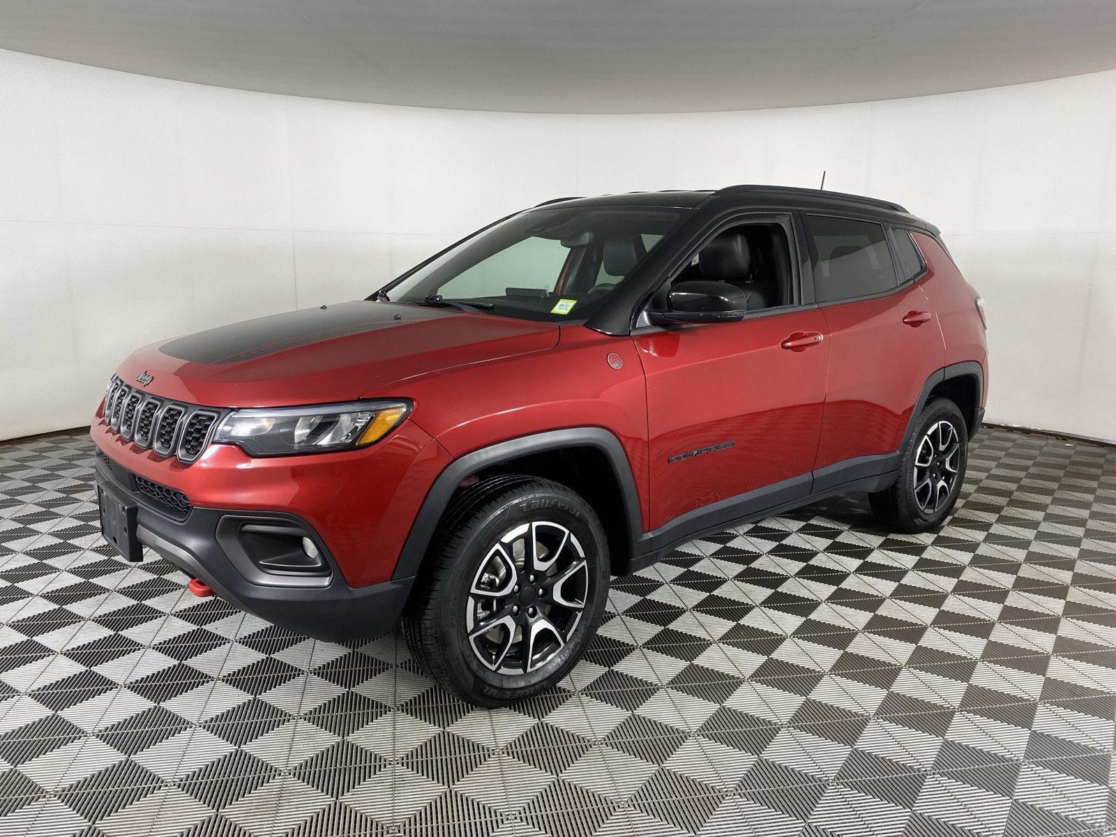 Used 2024 Red Hot Pearlcoat Jeep Trailhawk image 6