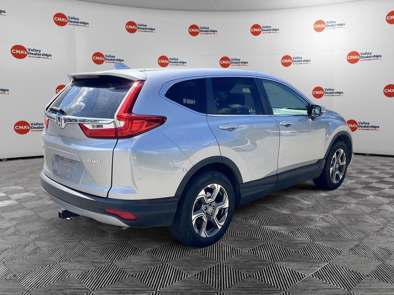 Used 2019 Lunar Silver Metallic Honda EX-L image 10
