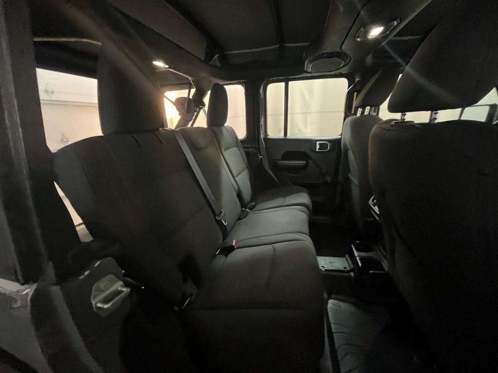Used 2018 Gray Jeep Unlimited Sport image 27