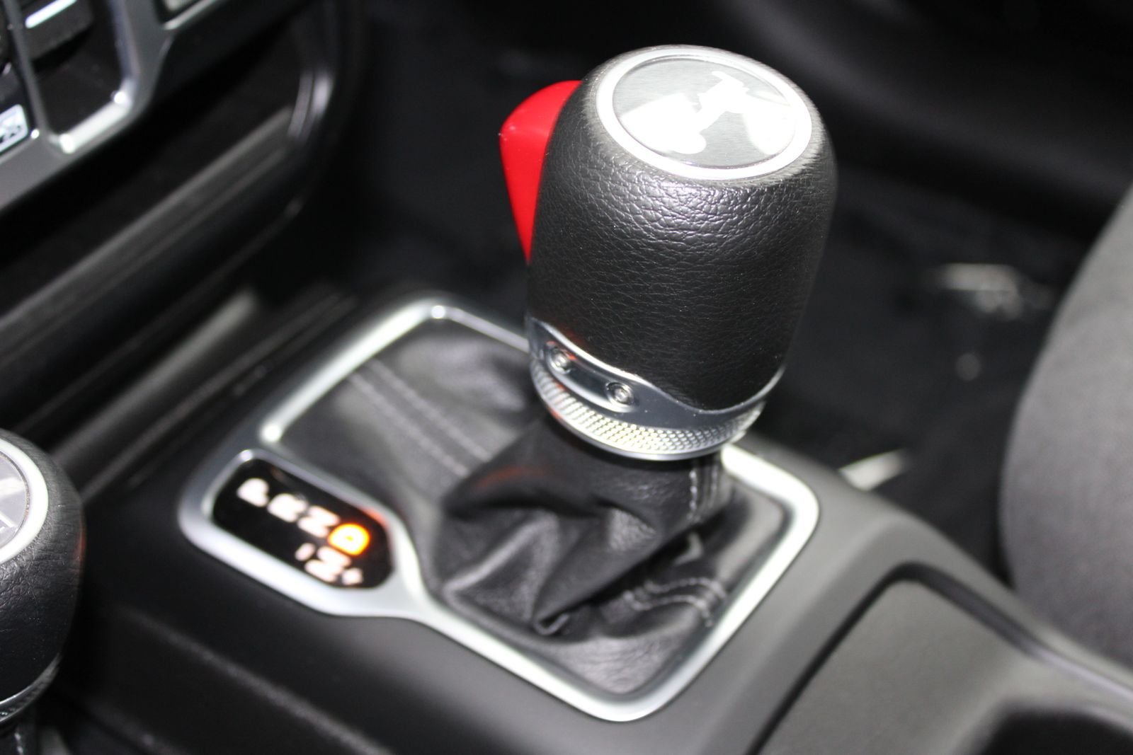 Used 2025 Black Jeep Sahara image 17