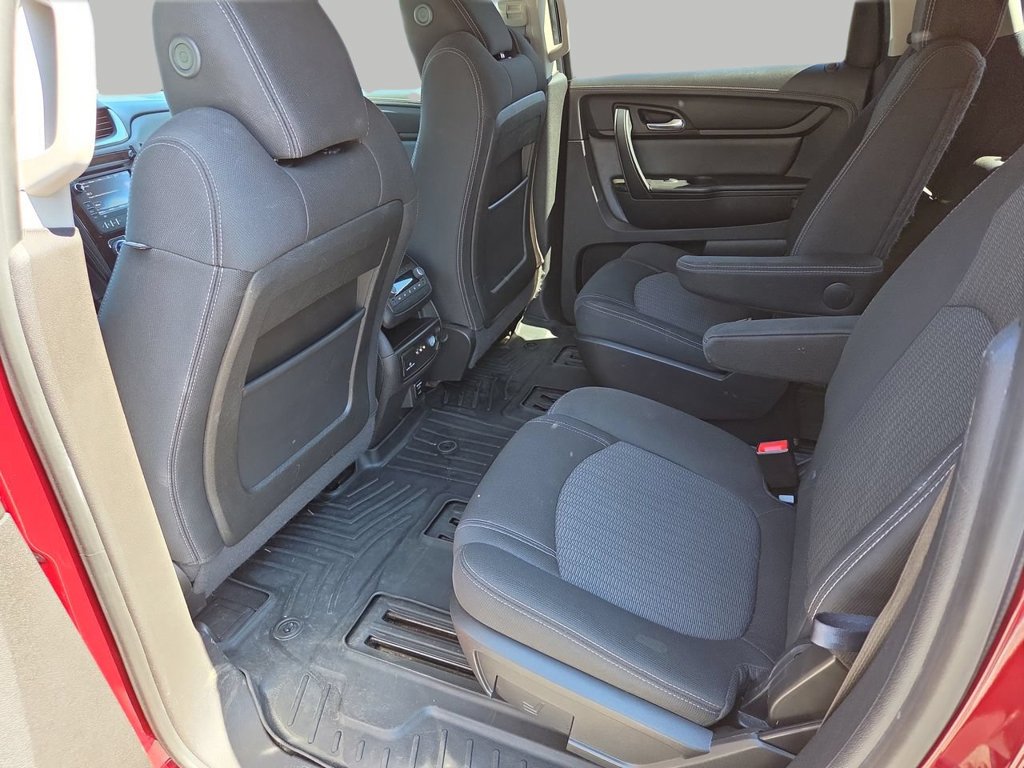 Used 2015 Red Chevrolet LT image 14