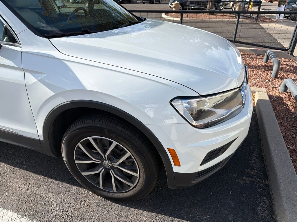 Used 2020 Beige Volkswagen 2.0T SE image 2