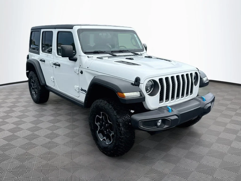 Used 2023 White Jeep Rubicon 4xe image 4