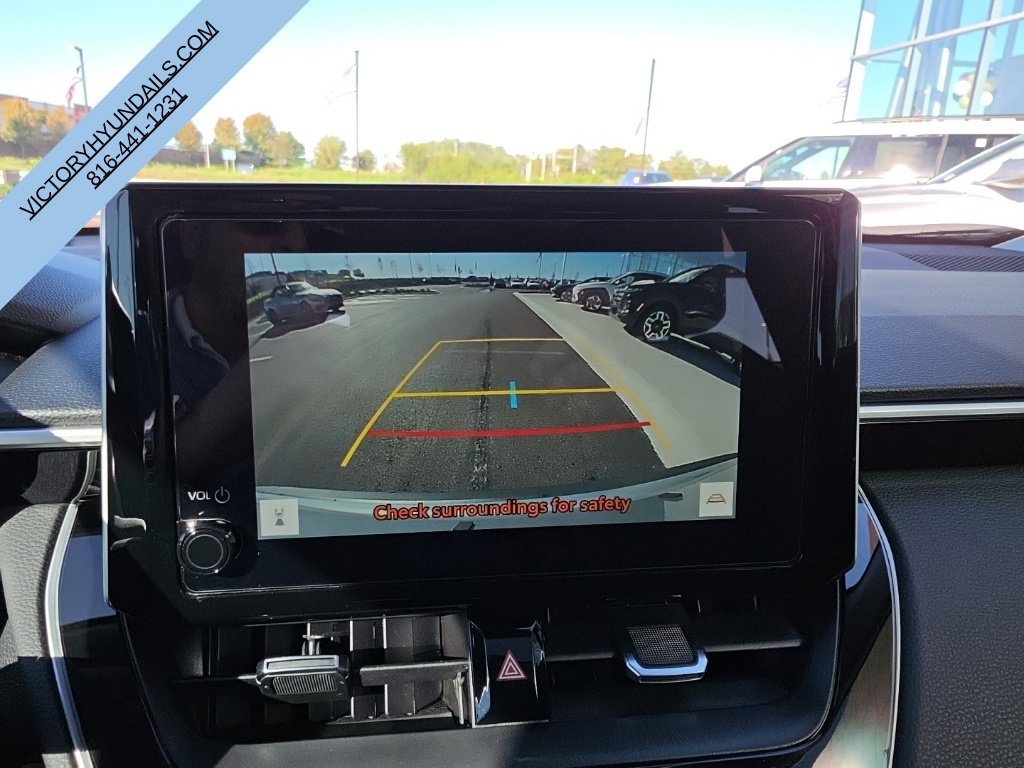 Used 2025 Silver Toyota XLE image 18