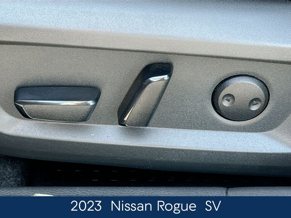 Used 2023 Gray Nissan SV image 19