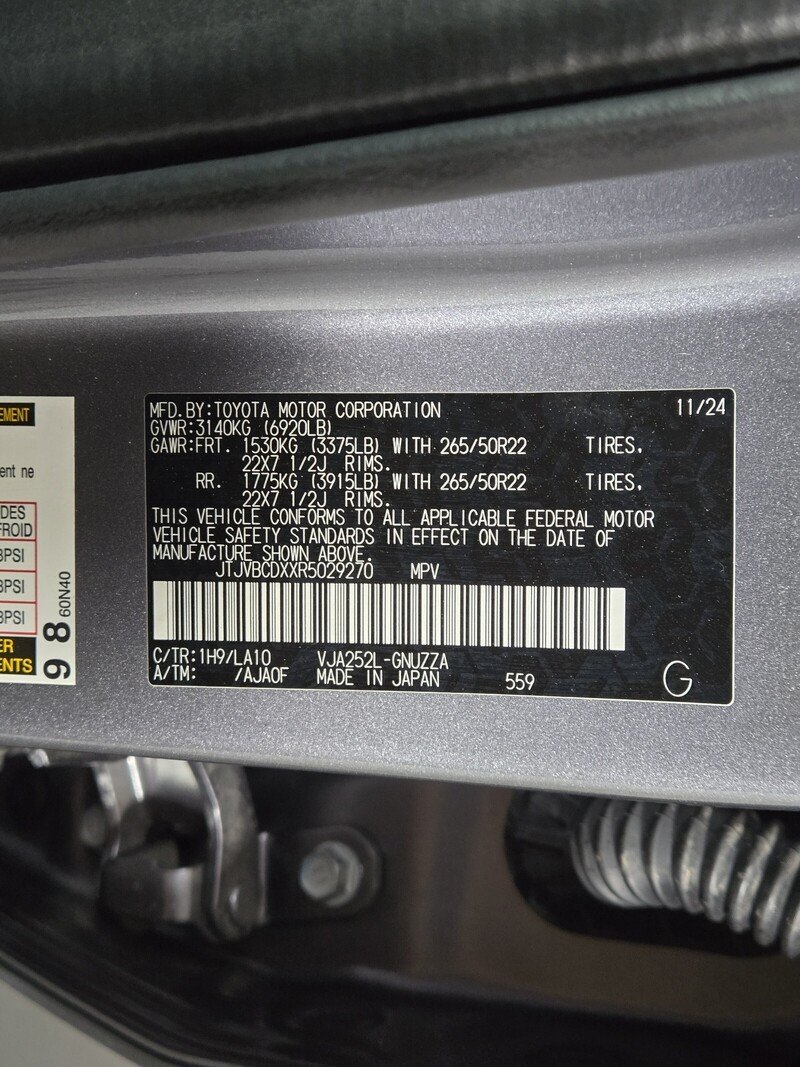 Used 2024 Nebula Gray Pearl Lexus 550 Luxury image 28