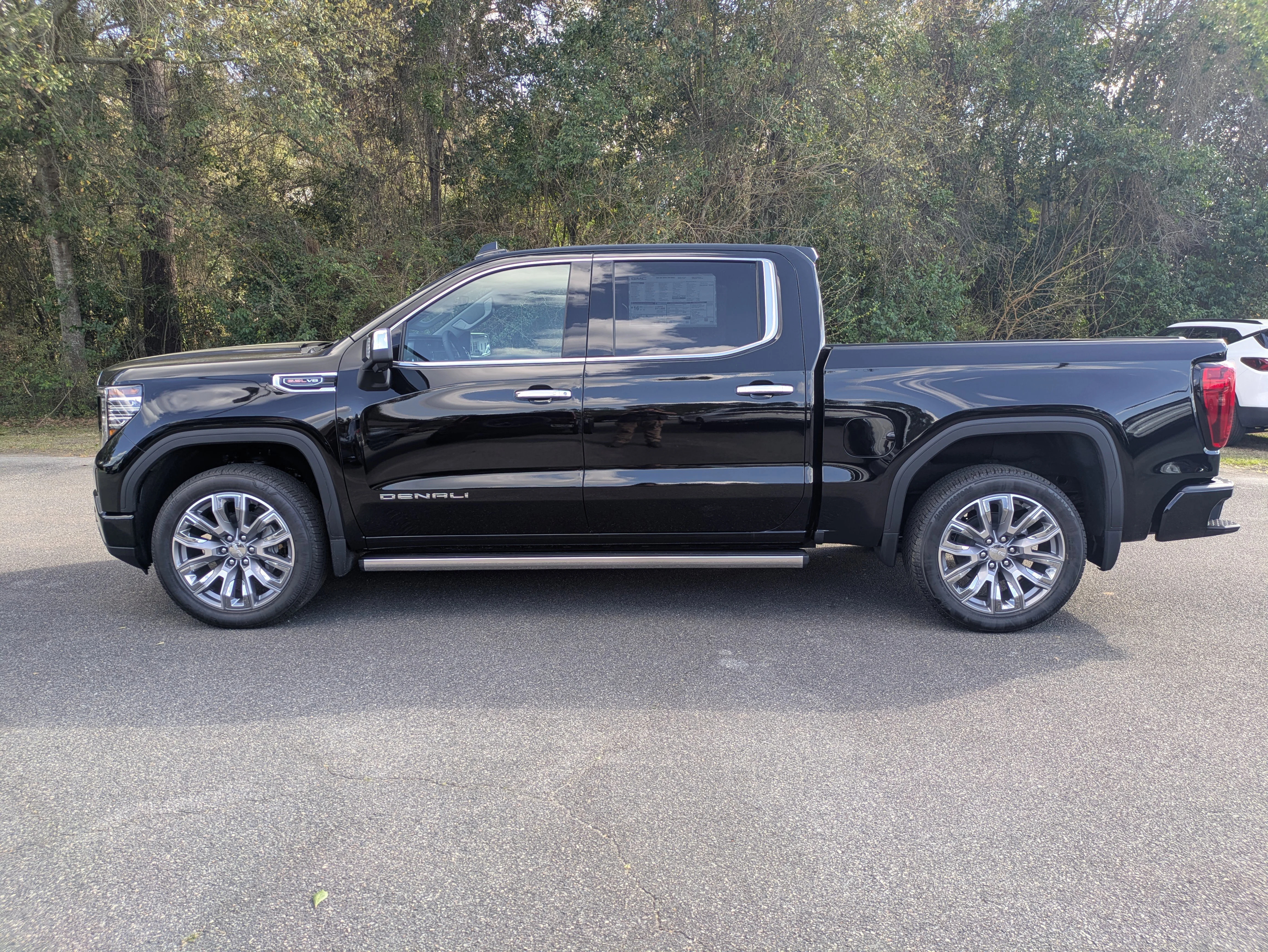 2026 GMC Sierra 1500 Denali - Photo 6
