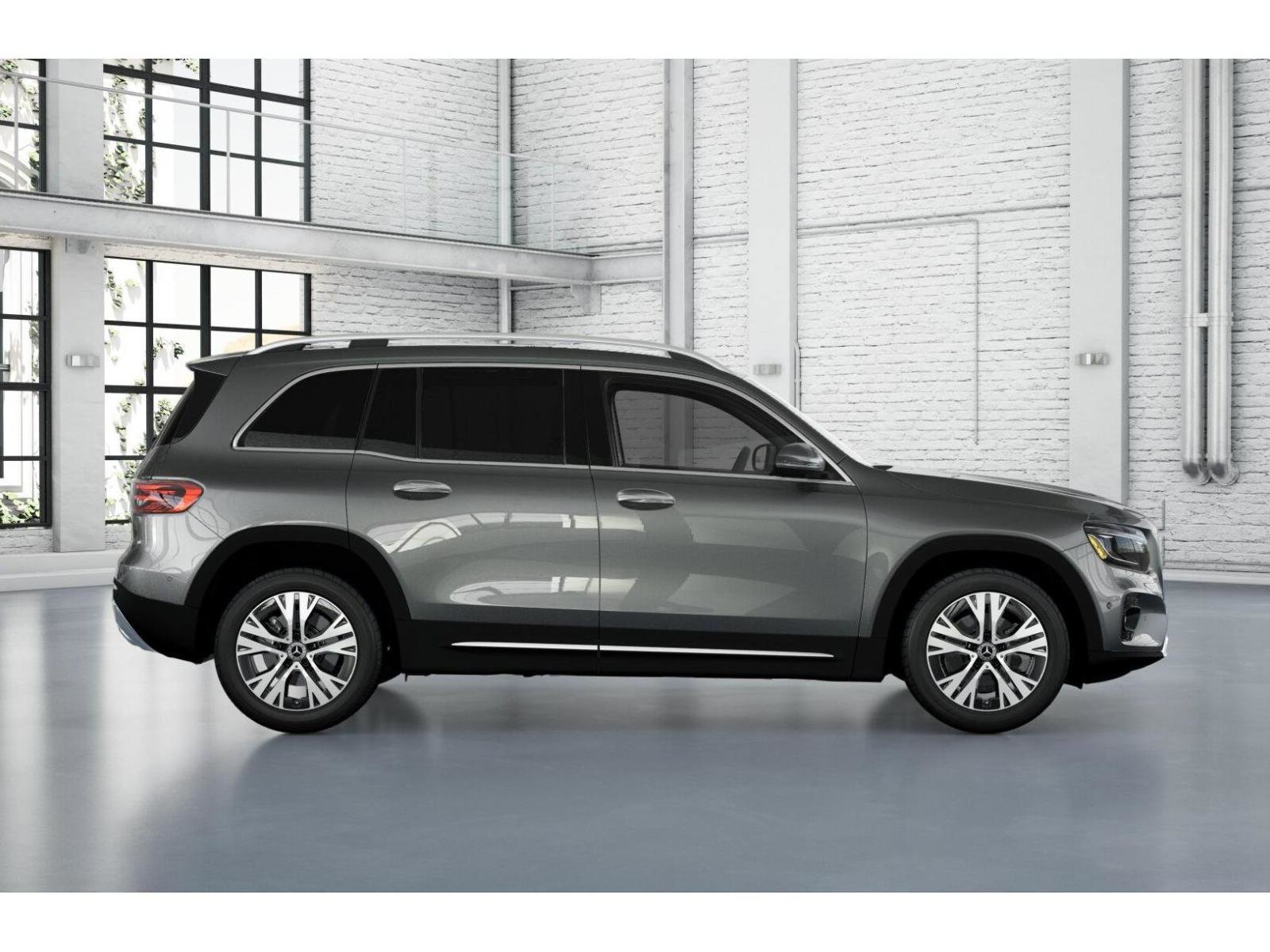 New 2026 Mountain Grey Metallic Mercedes-Benz GLB 250 image 28