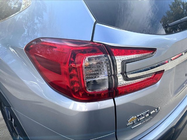 Used 2023 Silver Subaru Limited image 32