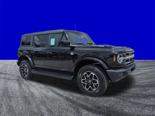 New 2026 Shadow Black Ford Outer Banks® image 2