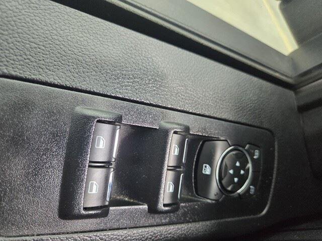 Used 2018 Magma Red Metallic Ford XLT image 22