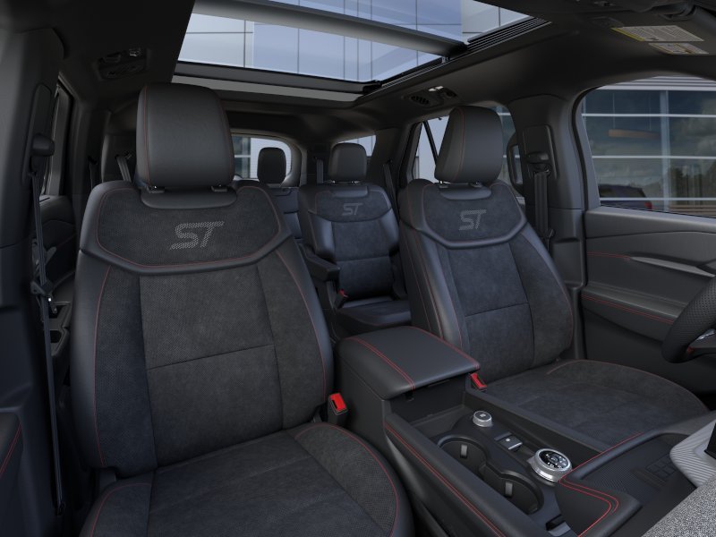 2025 Ford Explorer ST - Photo 44