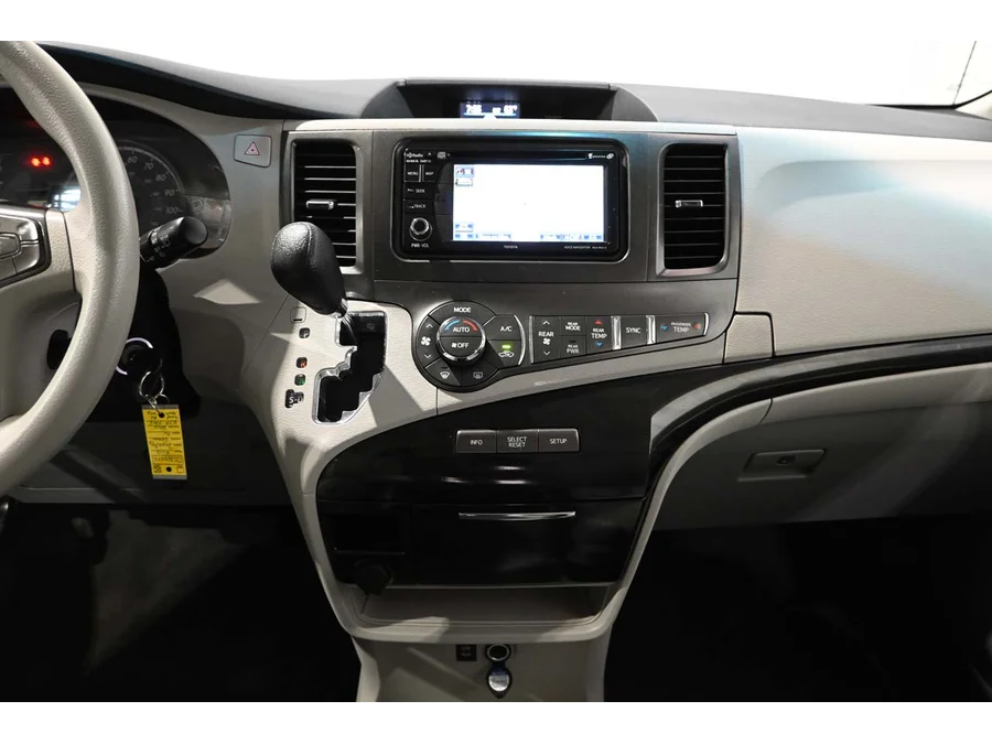 Used 2013 GRAY Toyota LE Mobility Handicap Van image 23