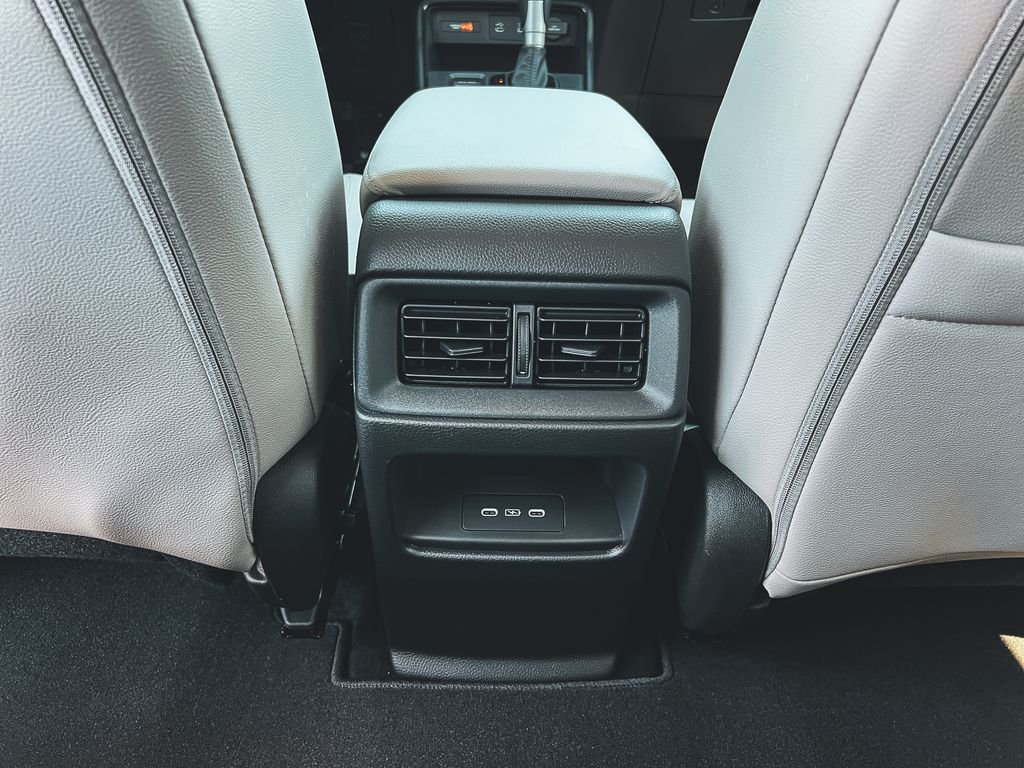 Used 2026  Honda EX-L image 34