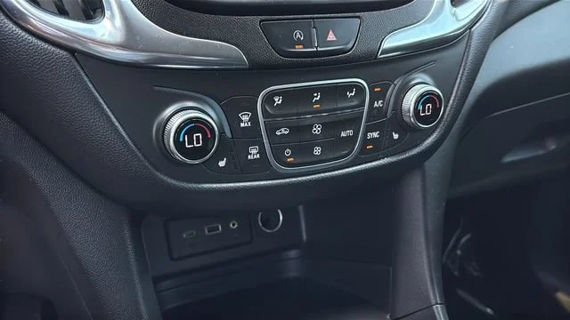 Used 2022 Mosaic Black Metallic Chevrolet LT image 30