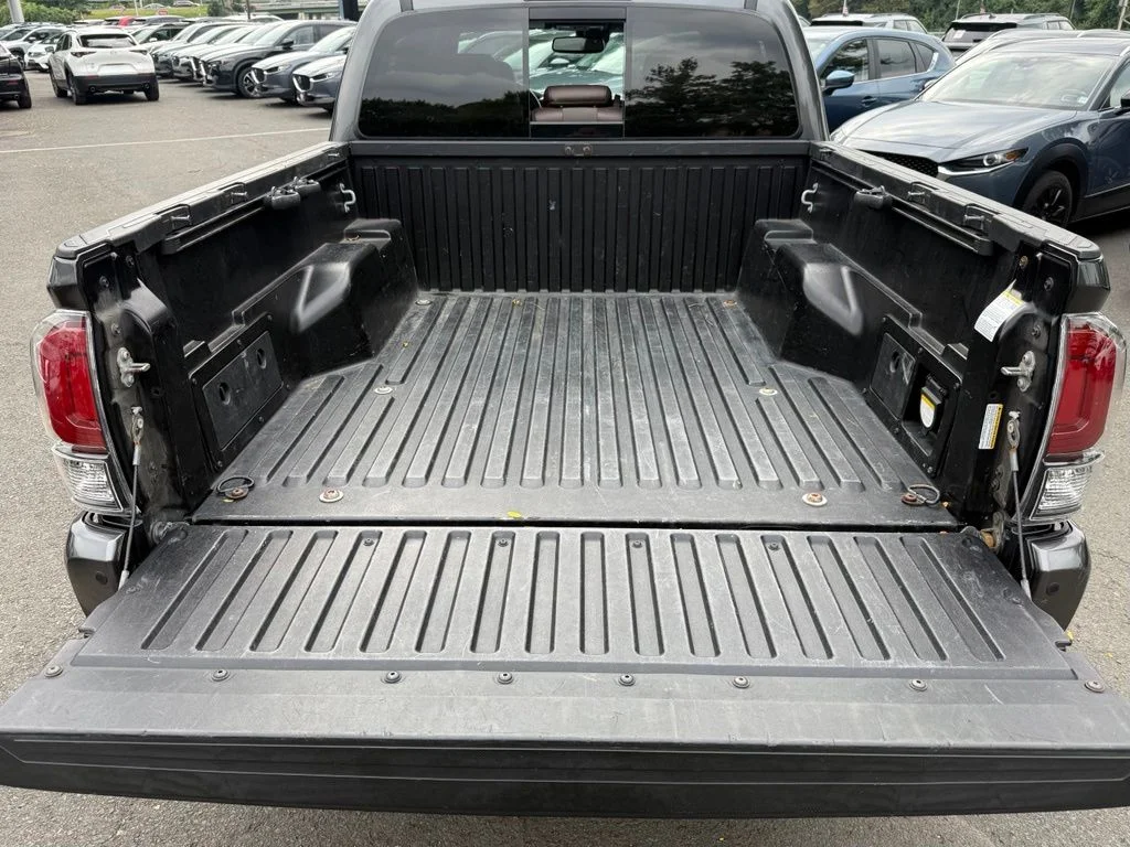 Used 2018 Magnetic Gray Metallic Toyota Limited image 25