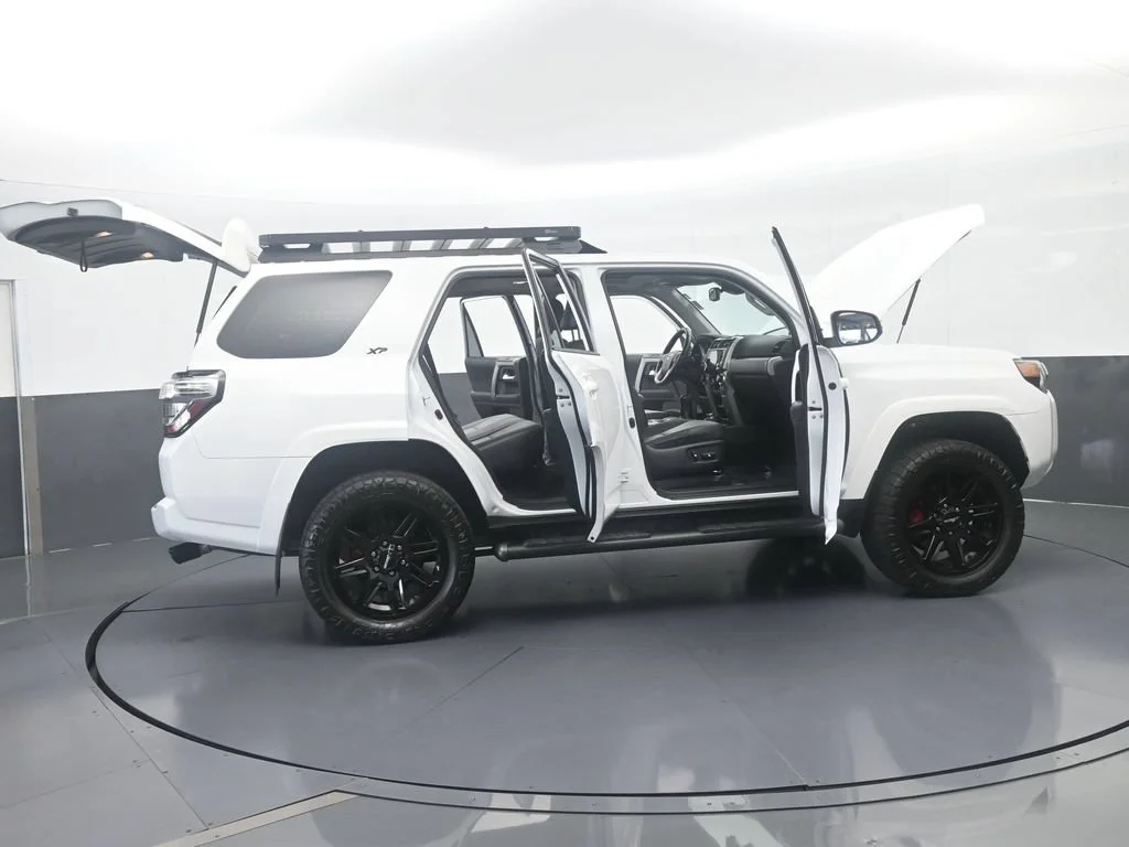 Used 2024 Ice Toyota SR5 Premium image 72