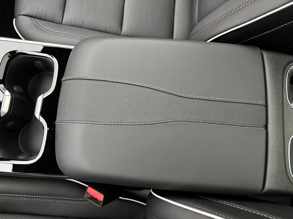 2026 Buick Enclave Sport Touring - Photo 32