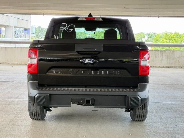 New 2026 Shadow Black Ford XLT image 5