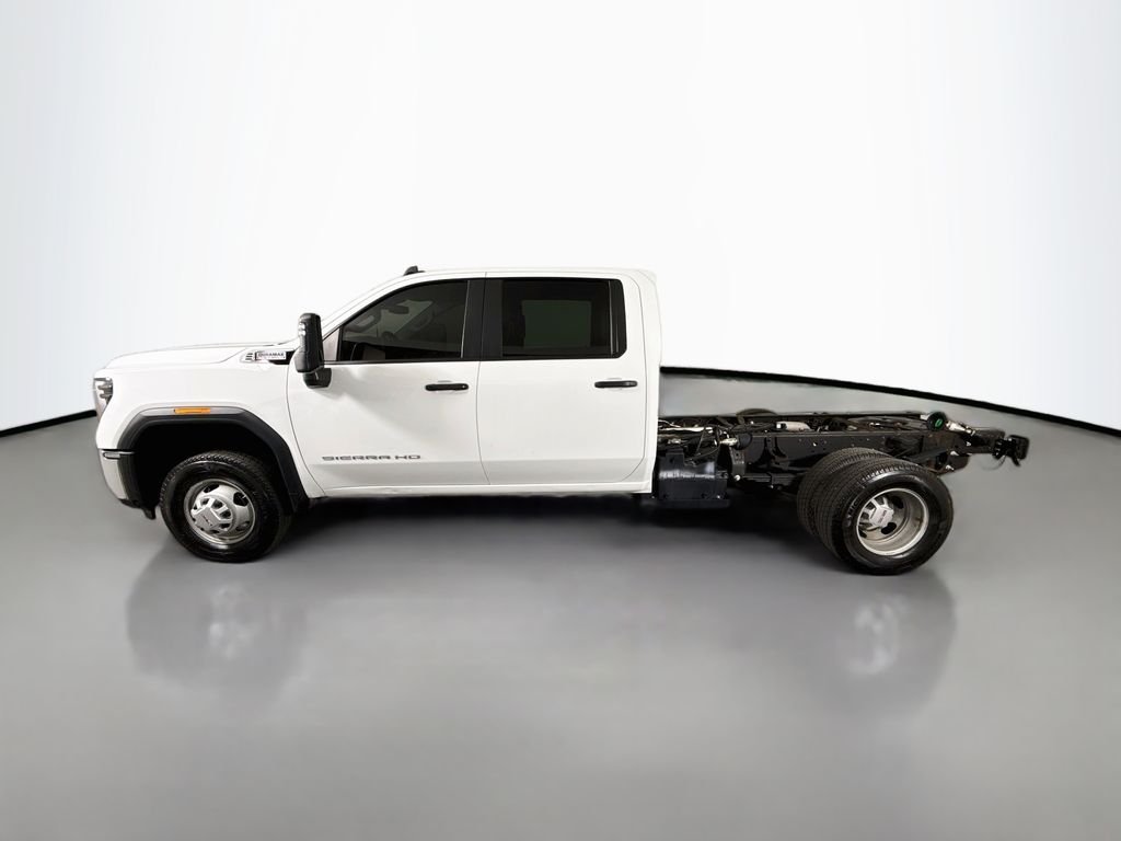 Used 2025 White GMC Pro image 4