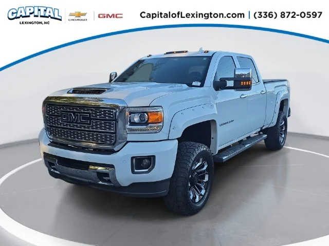 Used 2019 White GMC Denali image 1