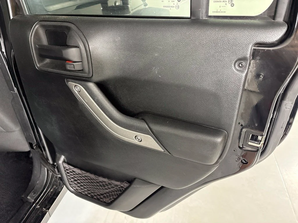Used 2018 Black Jeep Unlimited Sport image 16