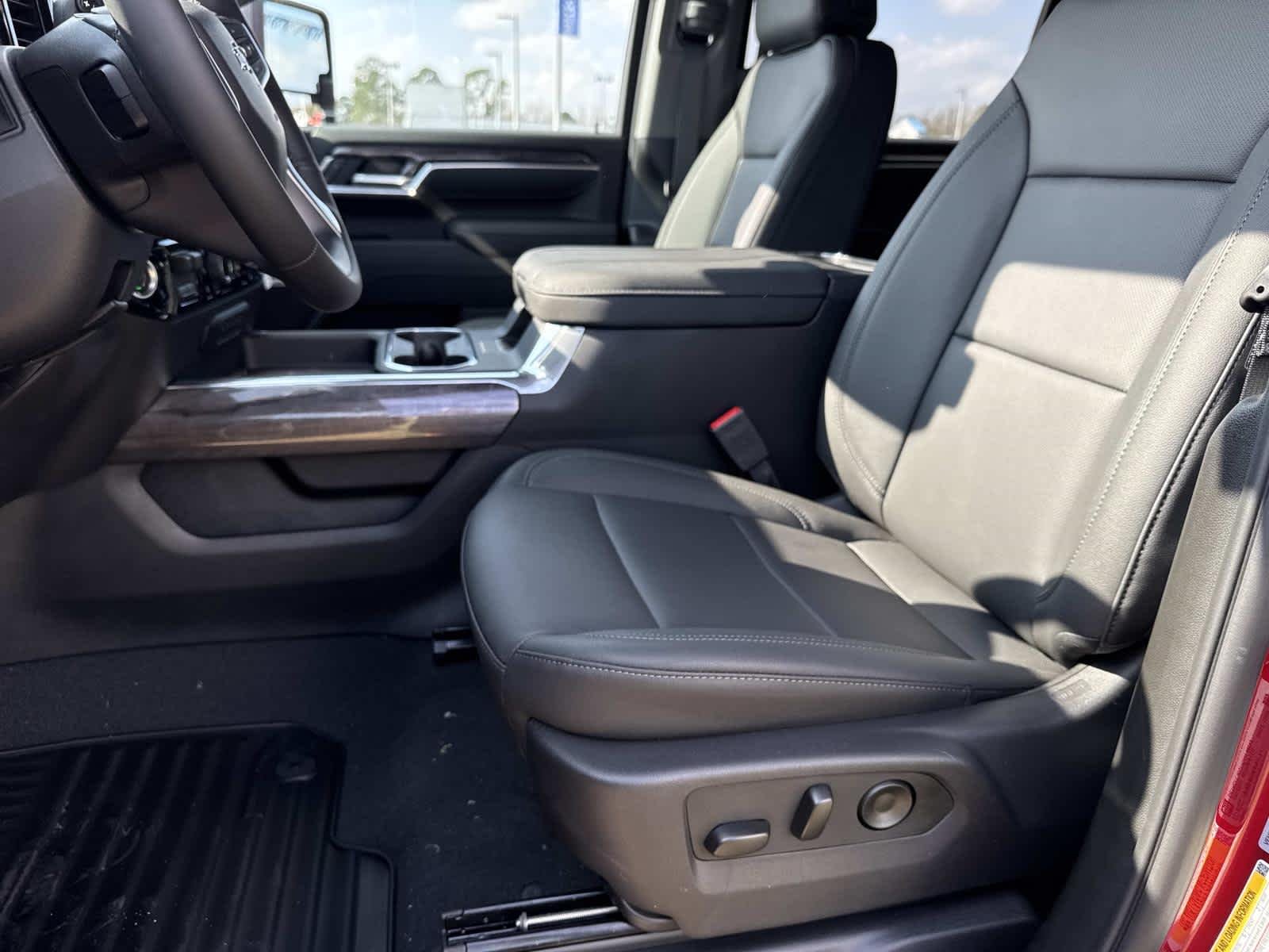 2026 Chevrolet Silverado 2500 HD LTZ - Photo 11