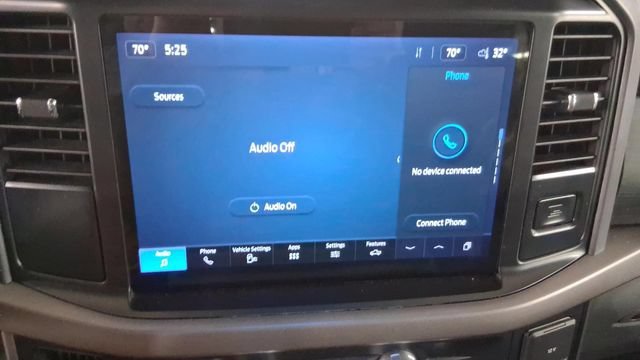 2025 Ford F-150 XLT - Photo 24