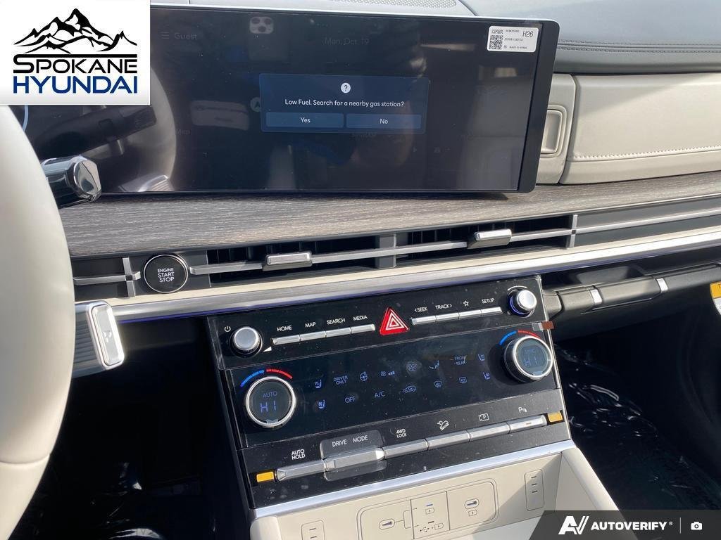 New 2027 Serenity White Hyundai Limited 7P image 22