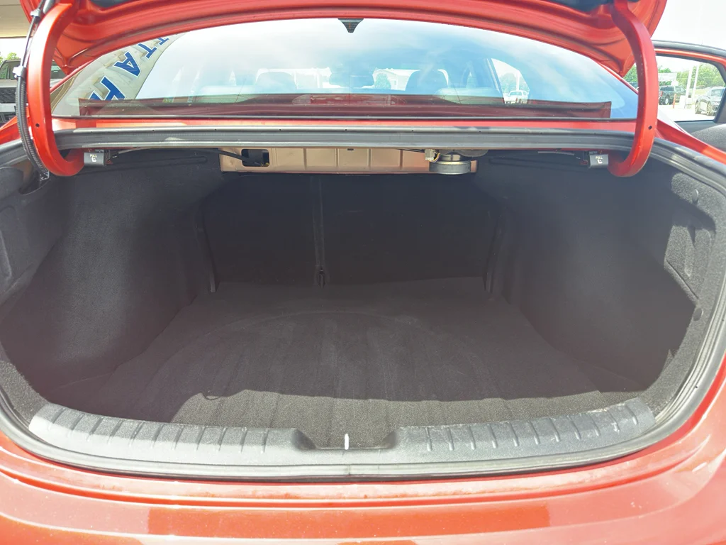 Used 2022 Fire Orange Kia GT-Line image 33