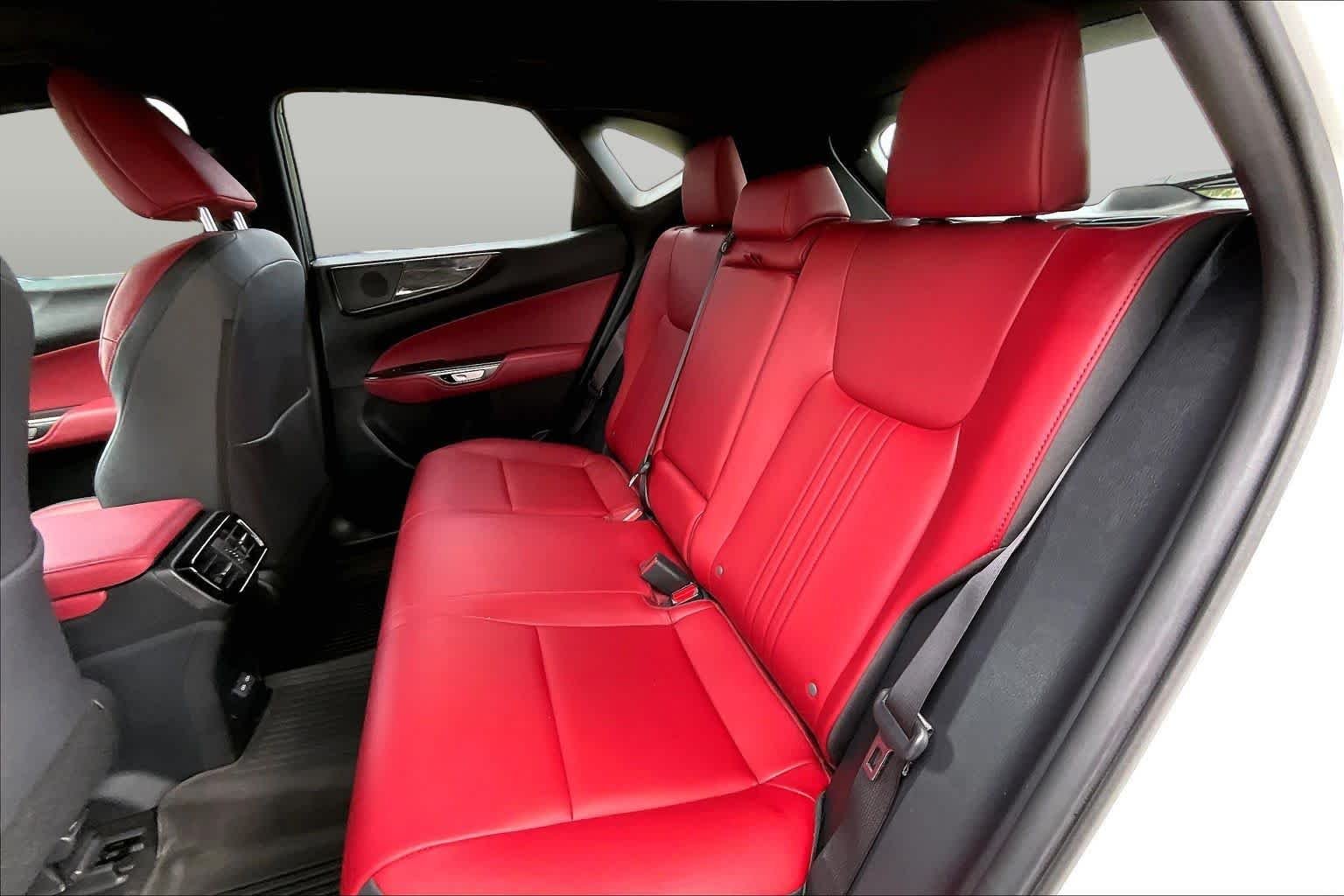 Used 2025 Eminent White Pearl Lexus Premium image 21