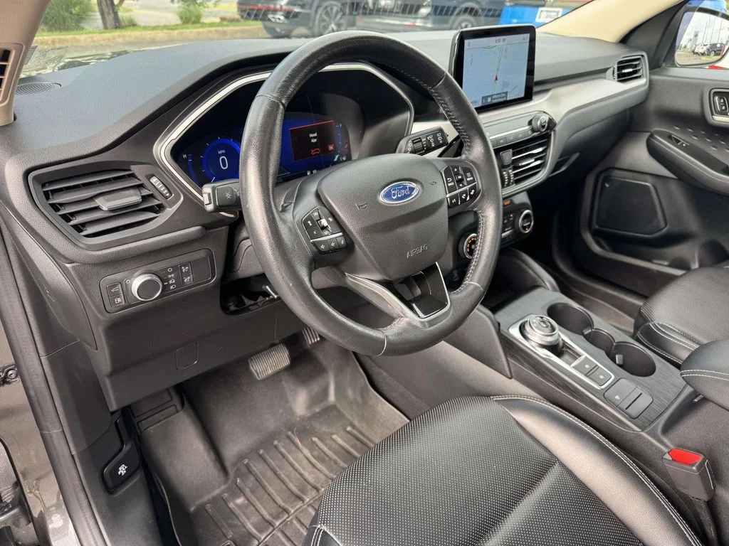 Used 2020 Gray Ford SE Sport image 2