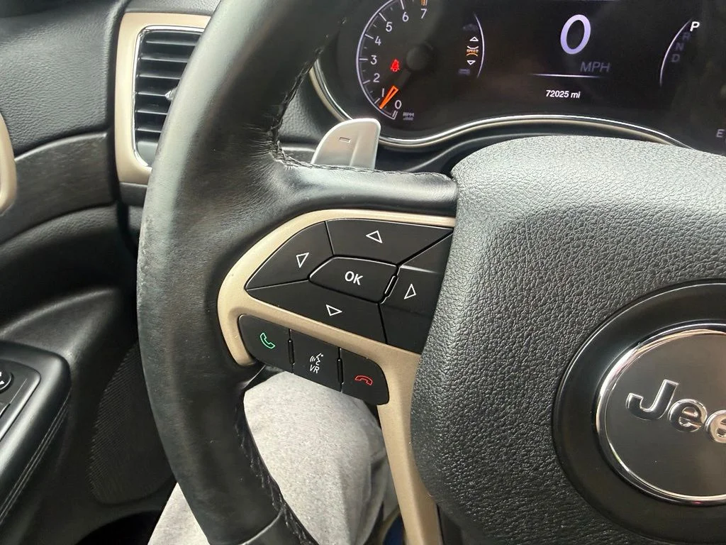 Used 2017 Silver Jeep Laredo image 16