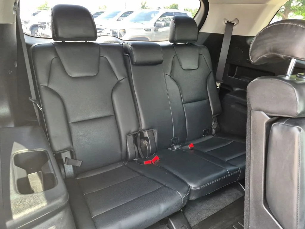 Used 2022 Gray Kia LX image 33