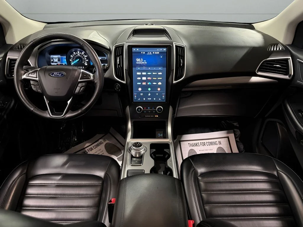 Used 2024 Silver Ford SEL image 20