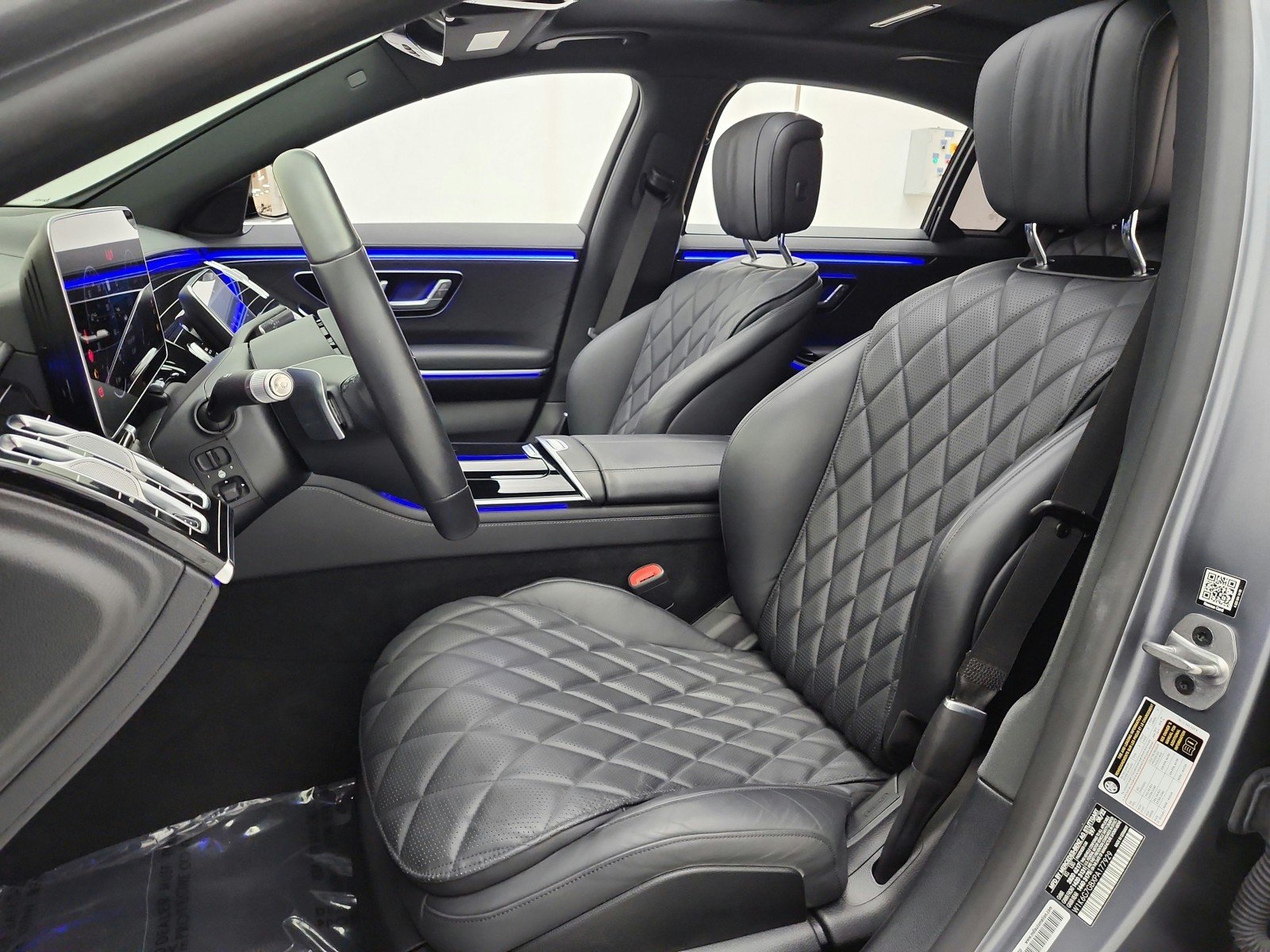 Certified Used 2023 MANUFAKTUR Selenite Grey Magno Mercedes-Benz S 580 4MATIC® Sedan image 13